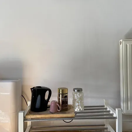 Privee Dans Maison Au Quartier Calme Privat bolig *